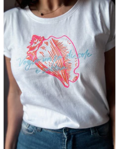 Remera Voglio un po di Sole e sabbia en internet