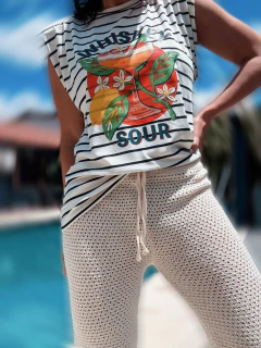 Remera rayada hombreras wiskey sour - Natalia Dubinsky Customizacion de prendas y Objetos