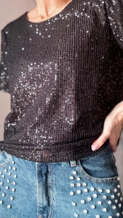 Remera Glam lentejuelas