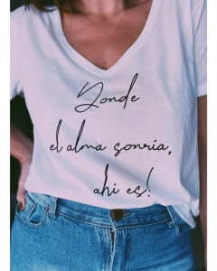 Remera Donde el alma sonria - comprar online