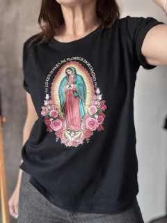 Remera Lupita Dtf - Natalia Dubinsky Customizacion de prendas y Objetos
