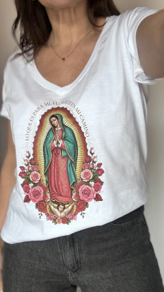Remera Lupita Dtf - comprar online