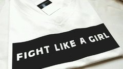 Remera FIGHT LIKE A GIRL