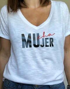 Remera Mucha mujer