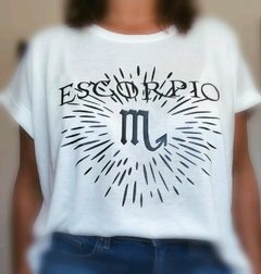 Remera Zodíaco Escorpio