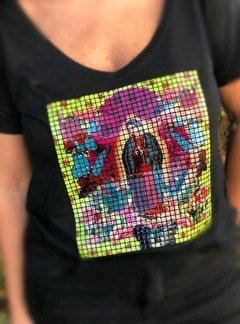 Remera Mural Lupita