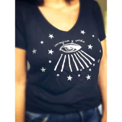 Remera Imagina y veras black