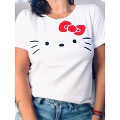 Remera Kitty - Natalia Dubinsky Customizacion de prendas y Objetos