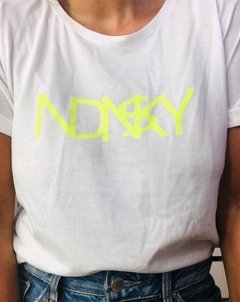Remera Logo Cuello redondo