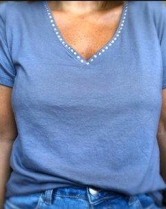 Remera tachas - comprar online