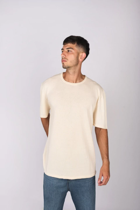 REMERA NOAH CRUDO