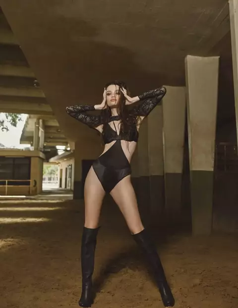 BODY CON ARO Y APLIQUES NEGRO - comprar online