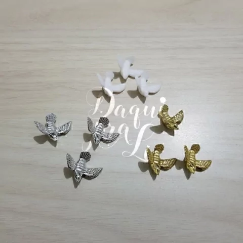 Mini Aplique Pombinha