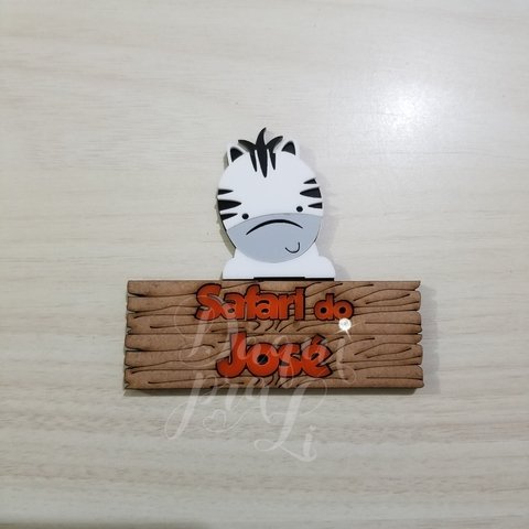 aplique mdf safari