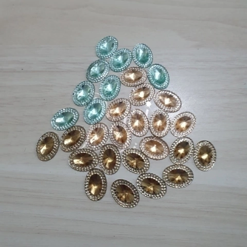 Chaton Diamantado Oval 13mmx18mm (10 Pçs)