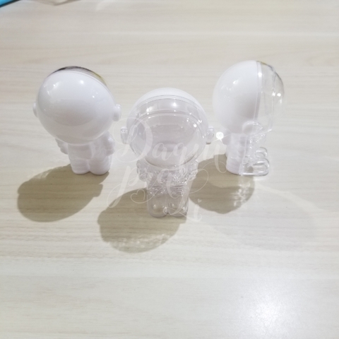 enfeite astronauta plastico