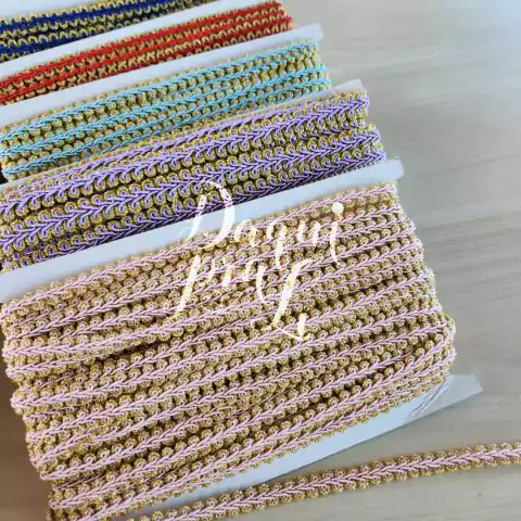 Passamanaria Trançada com Borda Dourada (3 Metros)