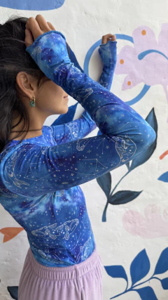 Remera Cósmica Ballenas