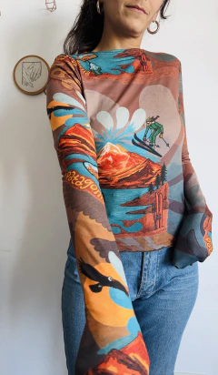 Remera Cosmica Patagonia - Trama