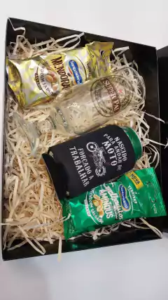 Cesta de Dia dos Pais - cerveja c/ amendoim - Tudo Mais Personalizados.