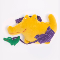 Cocodrila con cría - Línea BB - comprar online