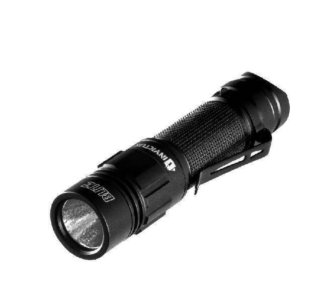 Lanterna Invictus Blitz