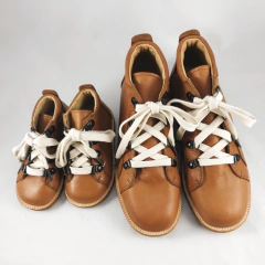 Botita Clemen Coco - Puchero y León