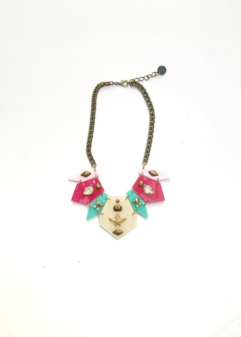 Collar BASTILLA FUCSIA - comprar online