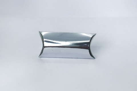 CAJA PLATEADA 8X4X2CM - ALMOHADITA