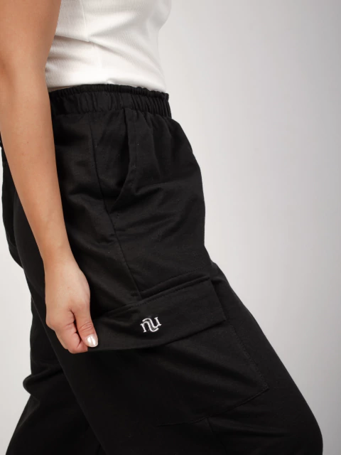 Pantalón Cargo Amatista / Negro - comprar online
