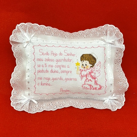 Almofada Retangular Ponto Cruz Rosa