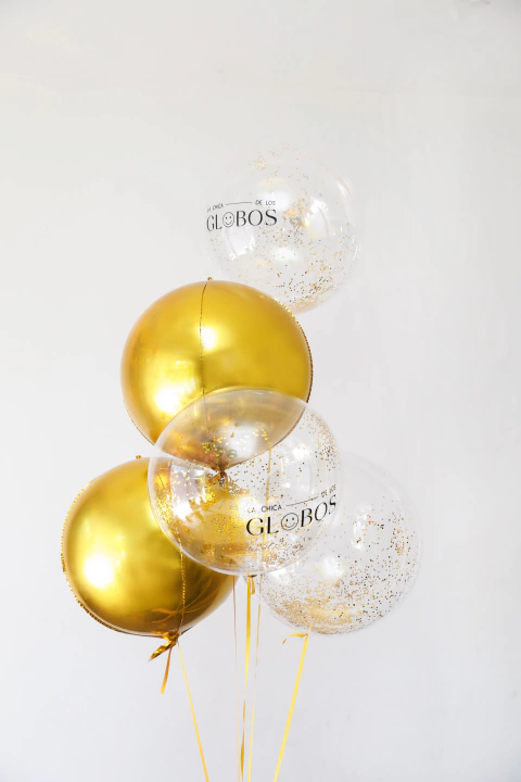 KIT CORPORATIVO: BURBUJAS + ESFERAS CON HELIO Y LOGO