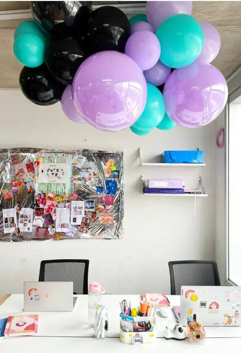 INSTALACIÓN CORPORATIVA 1MT