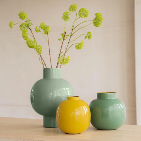 Florero de Metal Yellow 23 cm