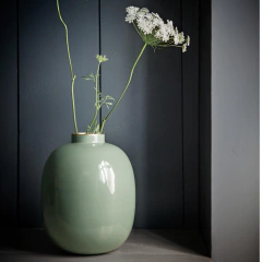 Florero metal verde 32 cm