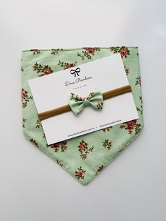 Babador Verde Floral + Laço - comprar online