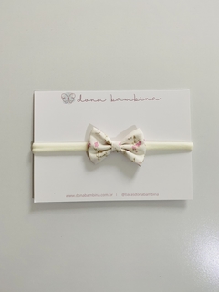 Laço Gravatinha Floral Maternidade - comprar online