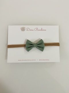 Laço Gravatinha Verde Nude