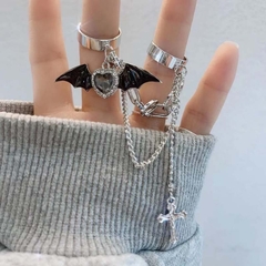 Anillos Bat and Chains en internet