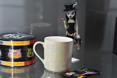 Taza Iris vs modelos en internet