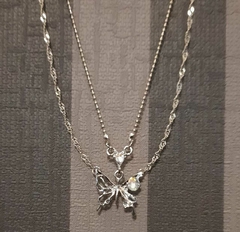 Collar Mariposa doble en internet