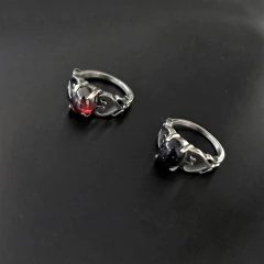 Anillo Piedra Roja - Acero - Psycho Killer