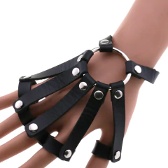 Mano Cuero y remaches - comprar online