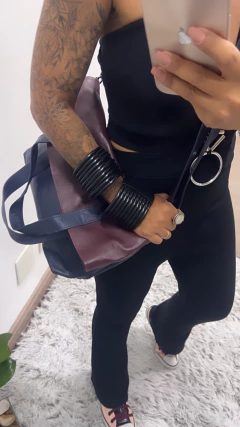 Bolsa Dois Estilos em Couro na internet