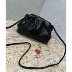 Bolsa Retrô Tressê na internet