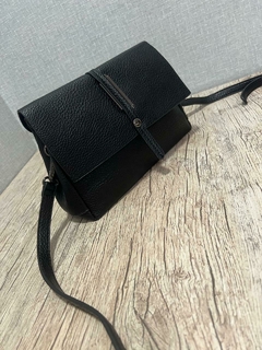 Bolsa Tiracolo Básica na internet