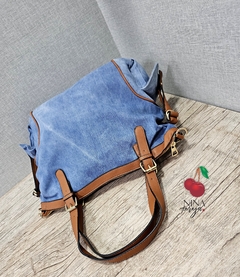 Bolsa Jeans Grande Dourada na internet