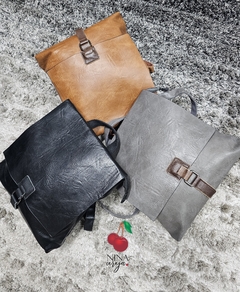 Bolsa e Mochila Quadrada na internet