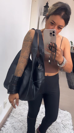 Bolsa Saco Style em Couro - NinaCereja