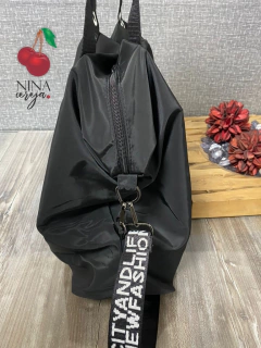 Bolsa Nylon Grande Escrita - NinaCereja